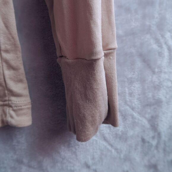 Vintage SPORTSILKS Tan 100% Silk Turtleneck Base Layer Size L Lightweight Winter - Picture 6 of 7